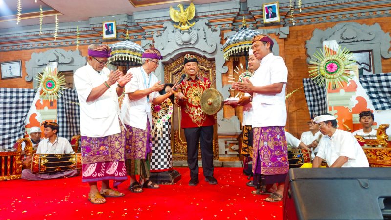 Pura Tri Bhuana Agung Depok Gelar Seni Budaya dan Sastra