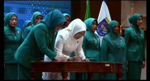 Pelantikan 26 Ketua Tim Penggerak PKK, Pembina Pos Yandu dan Ketua Dekranasda Kota dan Kabupaten SeJawa Barat